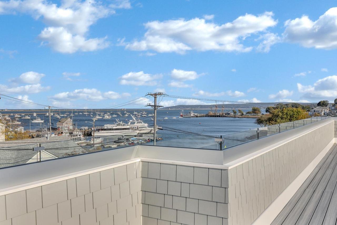 Thomas Sea Suites At Harbourtown 普里茅斯 外观 照片